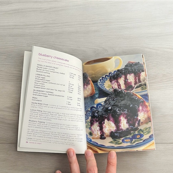 3/$22 NEW Company's Coming Focus Series Berries & Cream Jean Pare Recipe Baking - Picture 4 of 4